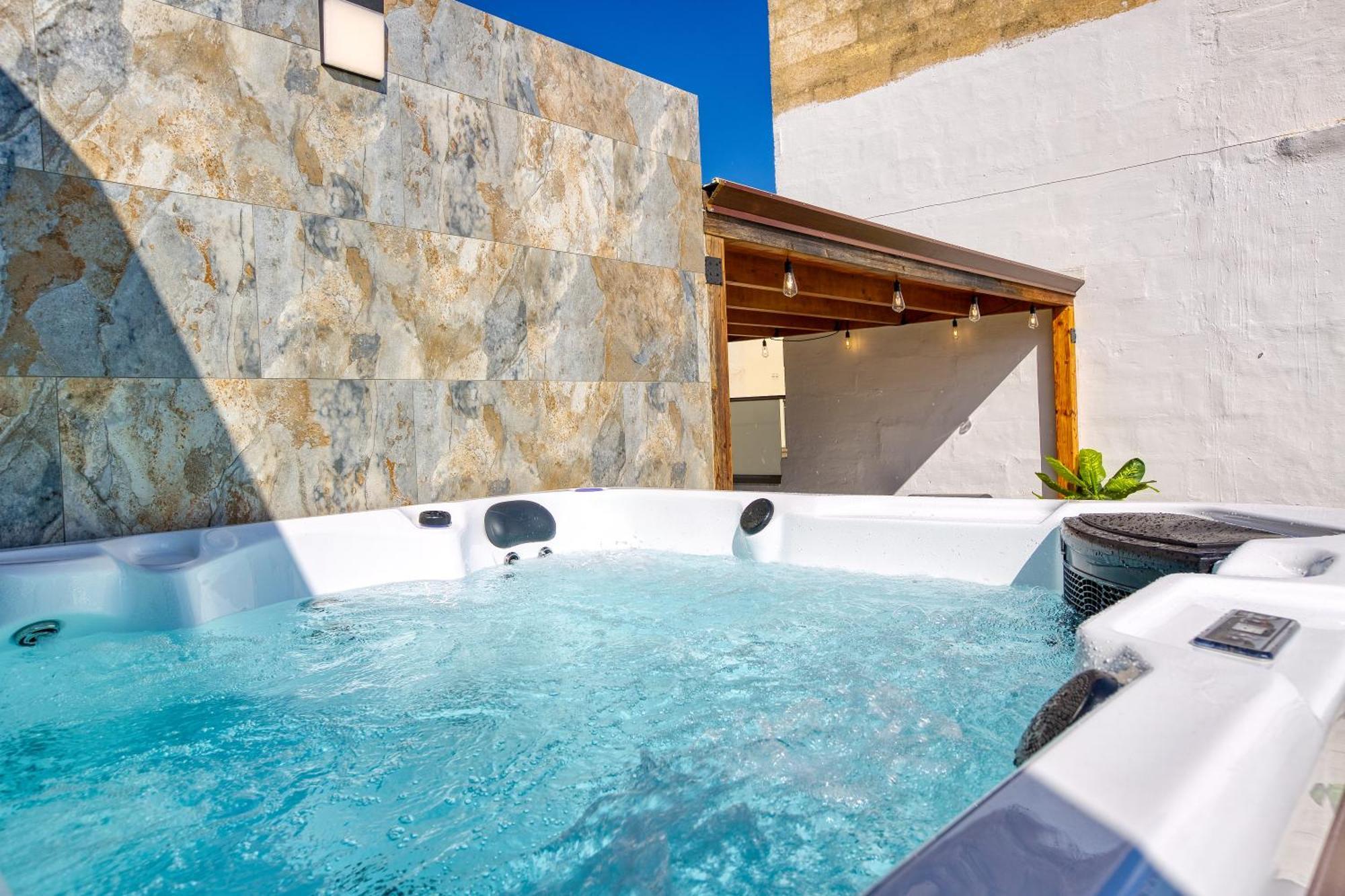 Luxury House Nyaraló