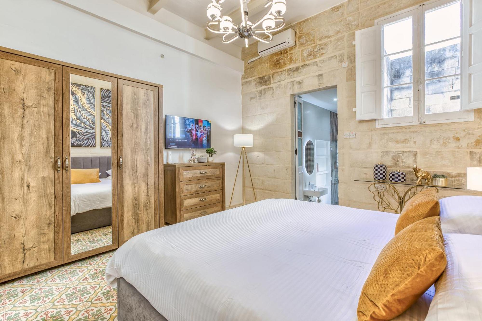 Luxury House Holiday home Sliema